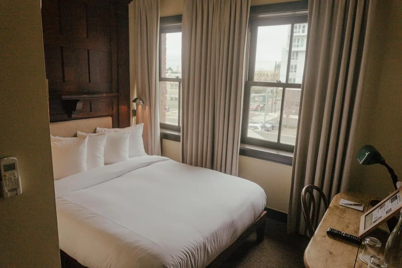 Kex Hotel Portland 3*,